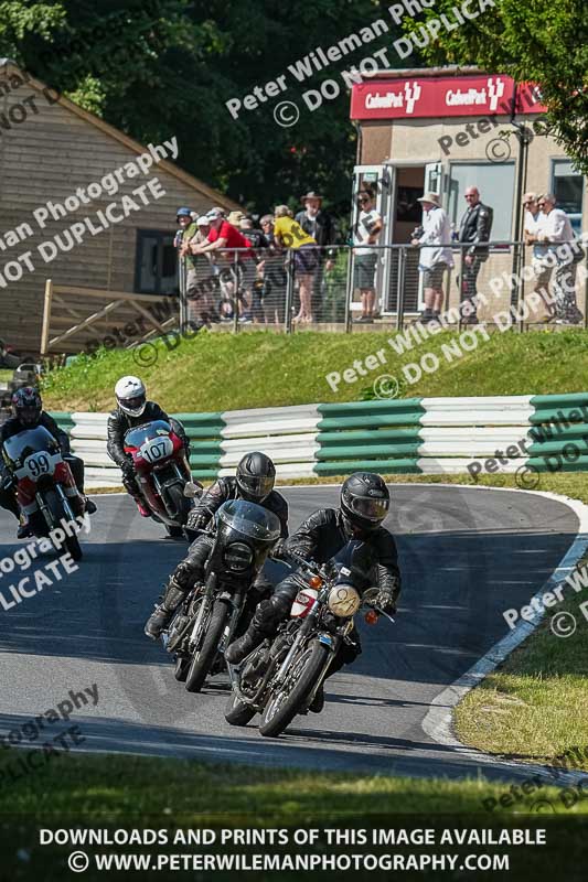 cadwell park;cadwell park photographs;cadwell trackday photographs;enduro digital images;event digital images;eventdigitalimages;peter wileman photography;racing digital images;trackday digital images;trackday photos